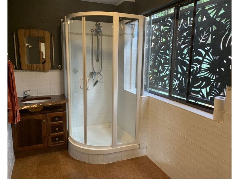 37-43 Spring Myrtle Ave, Nambour QLD 4560