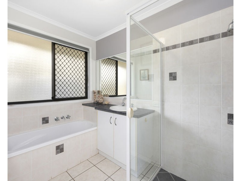 13 Bilby Place, Mooloolah Valley QLD 4553