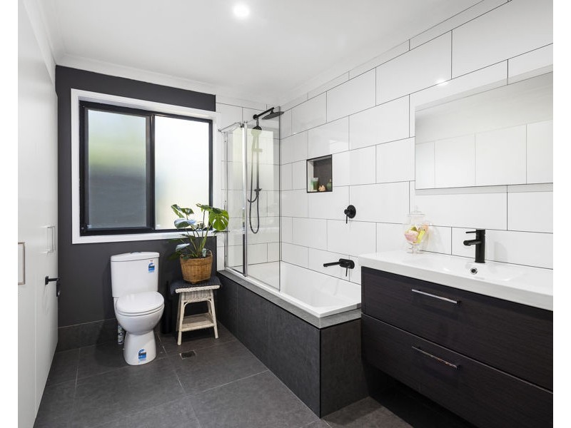 37-43 Spring Myrtle Ave, Nambour QLD 4560