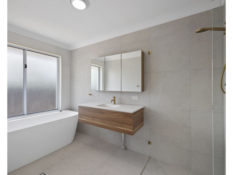 15 Garema Ct, Mountain Creek QLD 4557