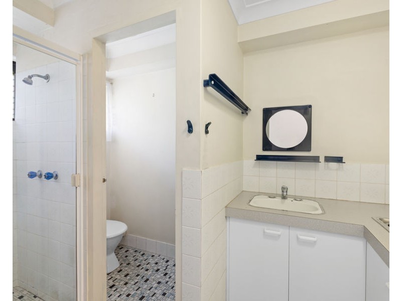 2/5 Richards St, Maroochydore QLD 4558