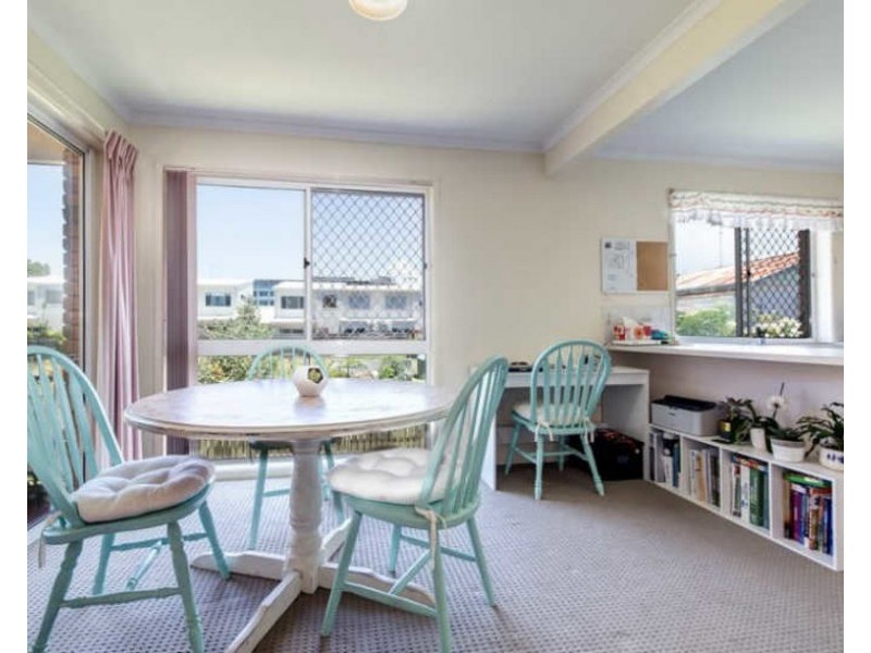 3/63 Duporth ave, Maroochydore QLD 4558
