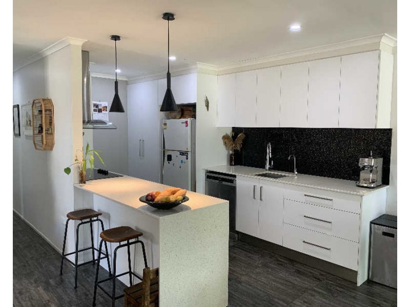 615 Nicklin Way, Wurtulla QLD 4575