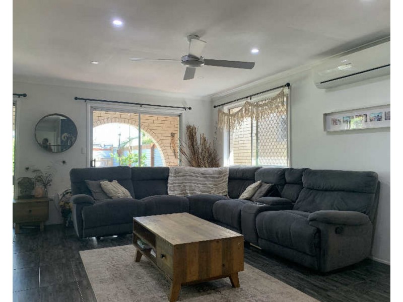 615 Nicklin Way, Wurtulla QLD 4575