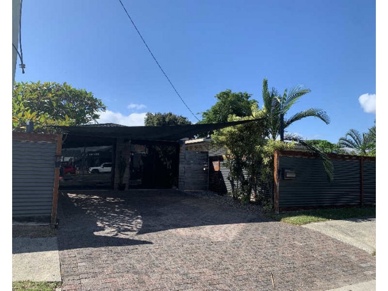 615 Nicklin Way, Wurtulla QLD 4575