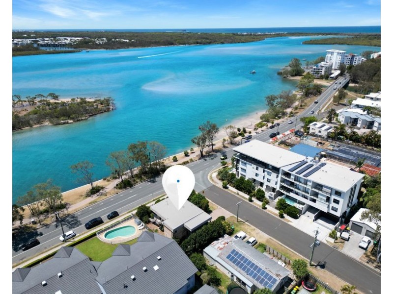 2/31 Bradman Ave, Maroochydore QLD 4558