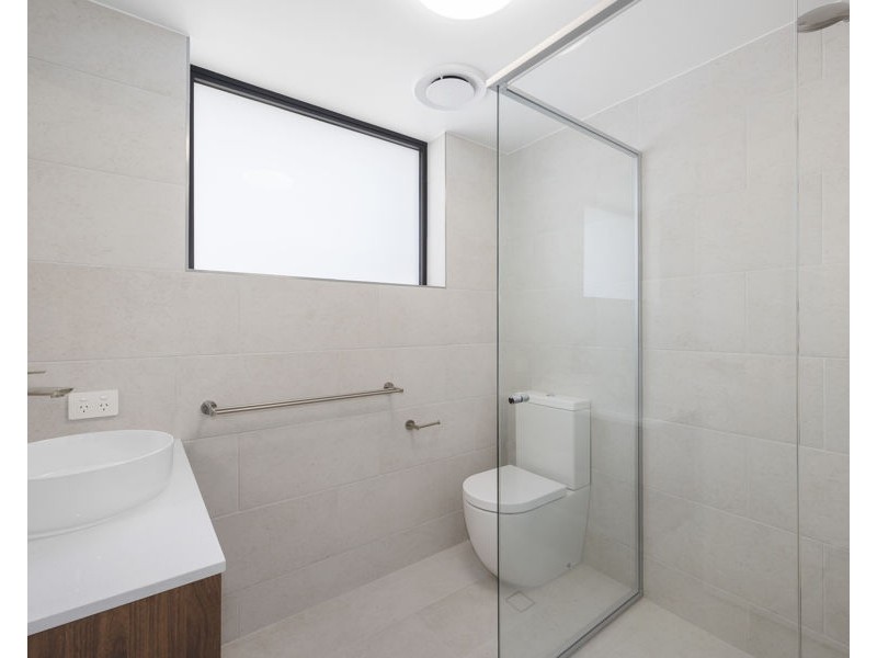 2/22 Norman ave, Maroochydore QLD 4558