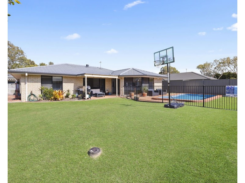 27 Edgewater Place, Sippy Downs QLD 4556
