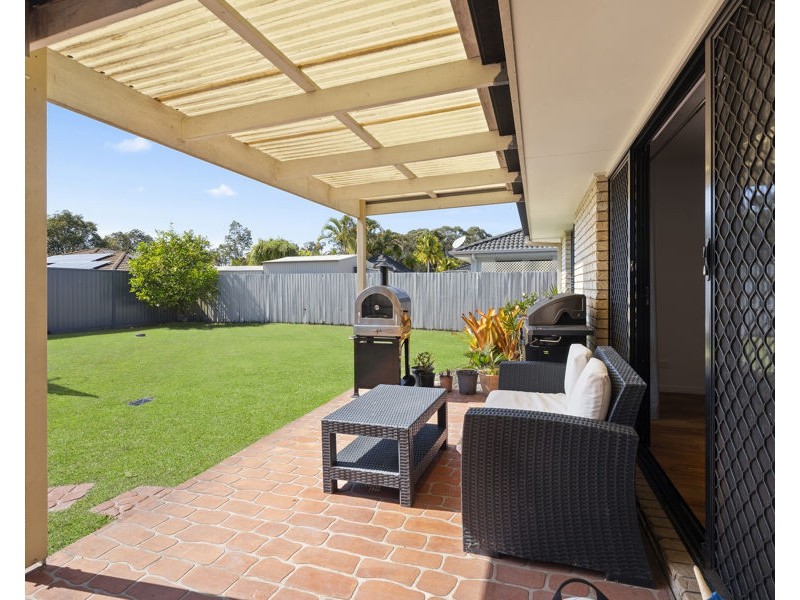 27 Edgewater Place, Sippy Downs QLD 4556