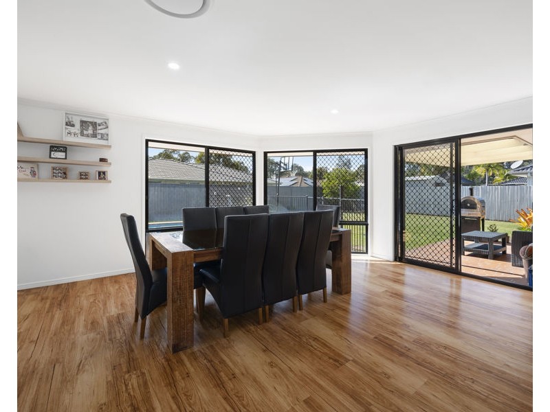 27 Edgewater Place, Sippy Downs QLD 4556