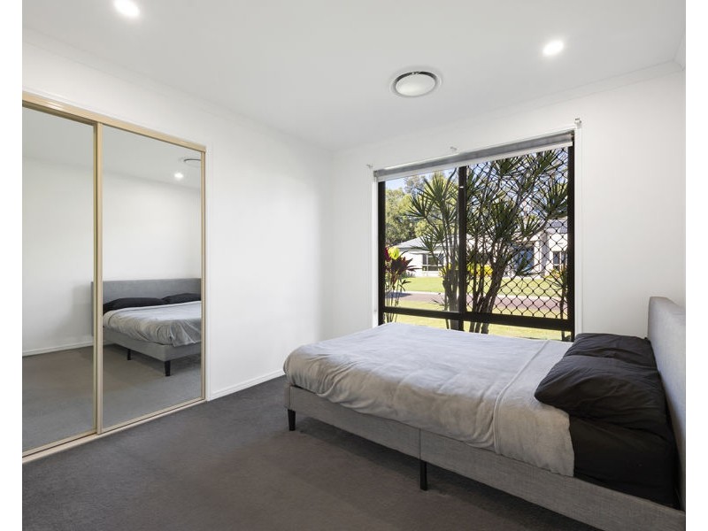 27 Edgewater Place, Sippy Downs QLD 4556