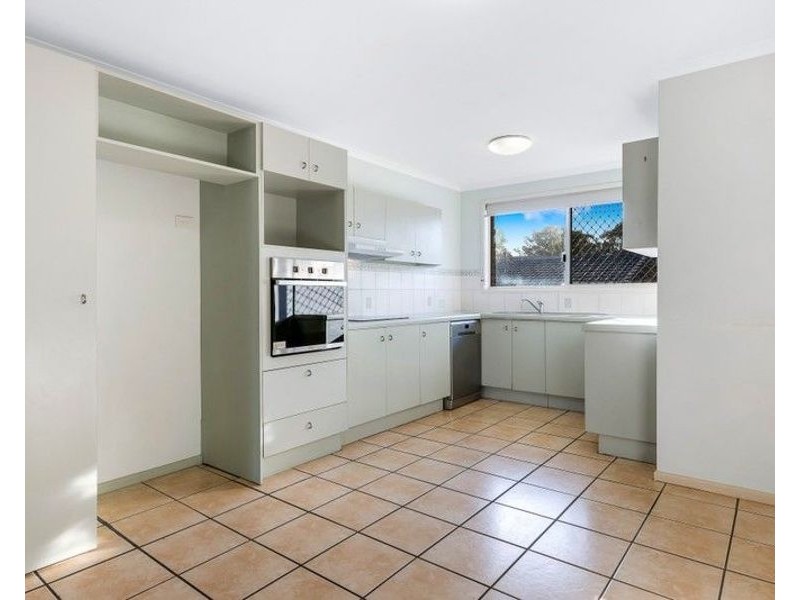 2/8 Urambi Court, Mountain Creek QLD 4557