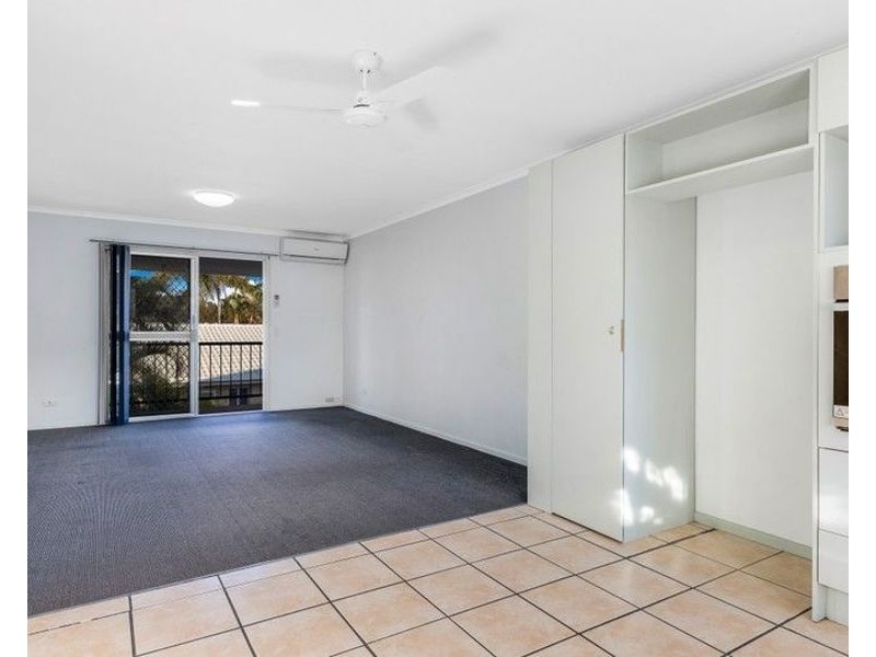 2/8 Urambi Court, Mountain Creek QLD 4557