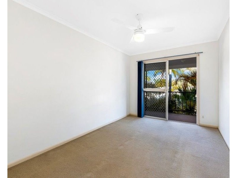 2/8 Urambi Court, Mountain Creek QLD 4557