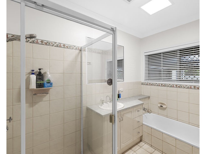 2 Elkhorn Street, Kuluin QLD 4558