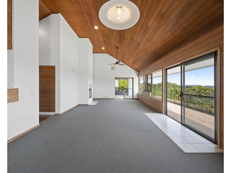 1 Riverview Ave, Buderim QLD 4556