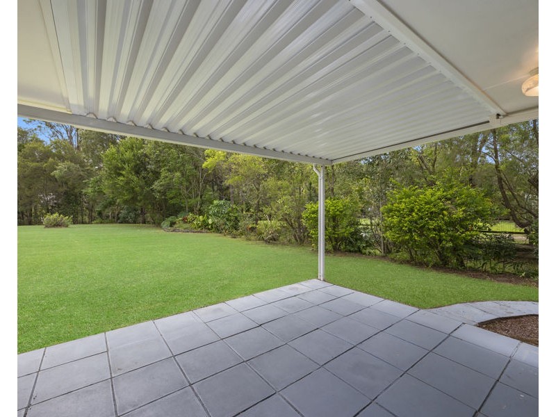 27 Tibrogargan Drive, Beerburrum QLD 4517