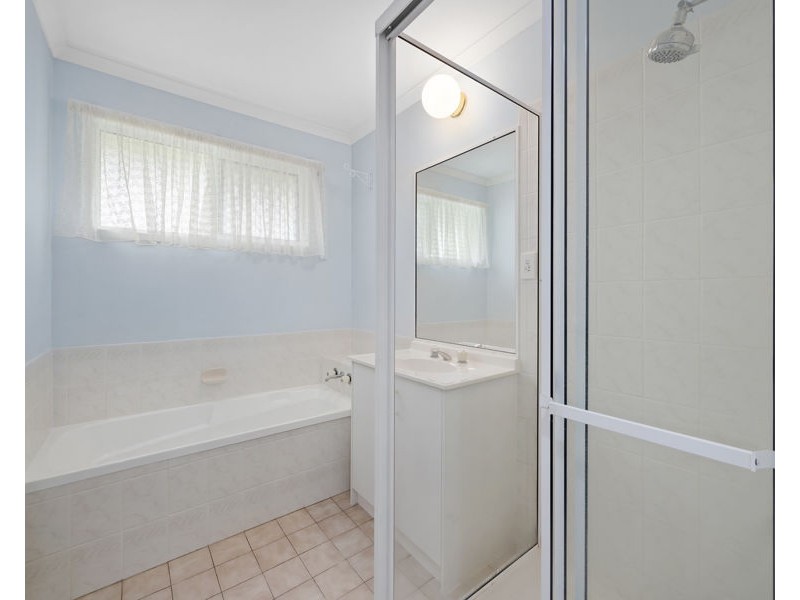 27 Tibrogargan Drive, Beerburrum QLD 4517