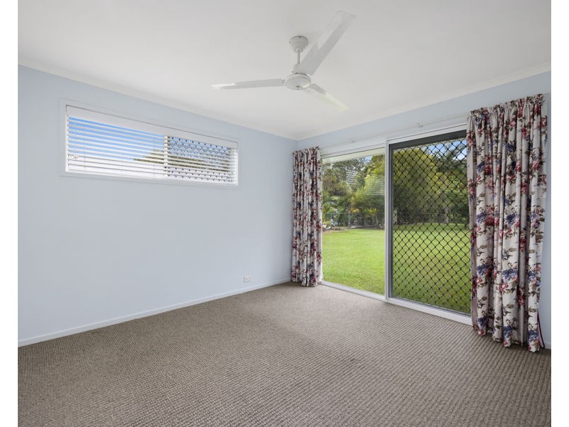 27 Tibrogargan Drive, Beerburrum QLD 4517