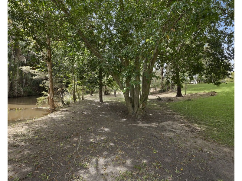 27 Tibrogargan Drive, Beerburrum QLD 4517