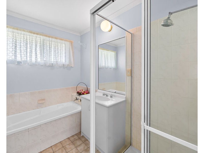 27 Tibrogargan Drive, Beerburrum QLD 4517