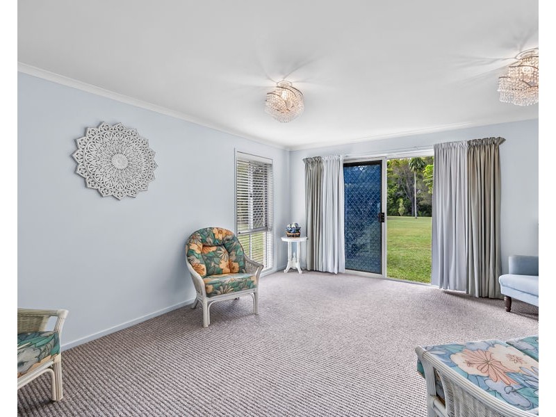 27 Tibrogargan Drive, Beerburrum QLD 4517