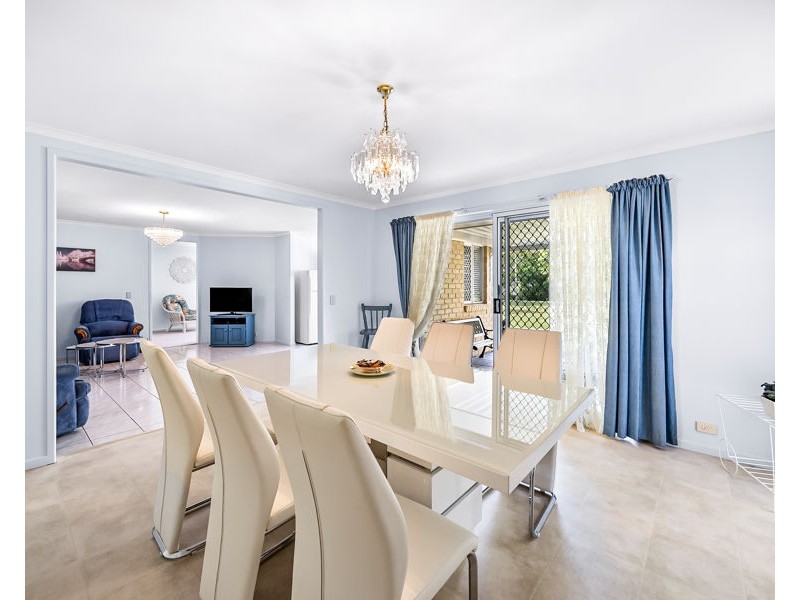 27 Tibrogargan Drive, Beerburrum QLD 4517