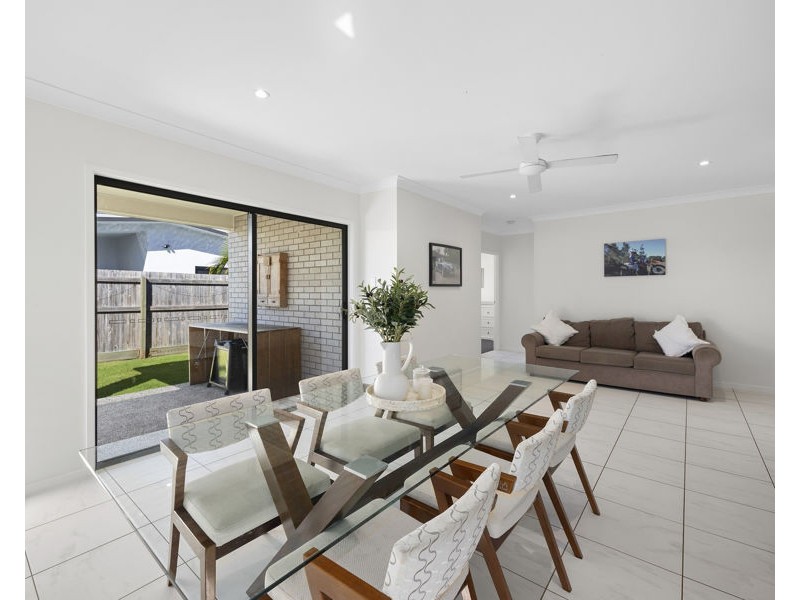 12 Valour Street, Palmview QLD 4553