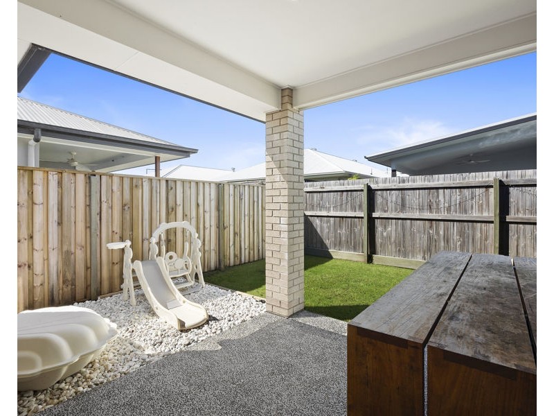 12 Valour Street, Palmview QLD 4553
