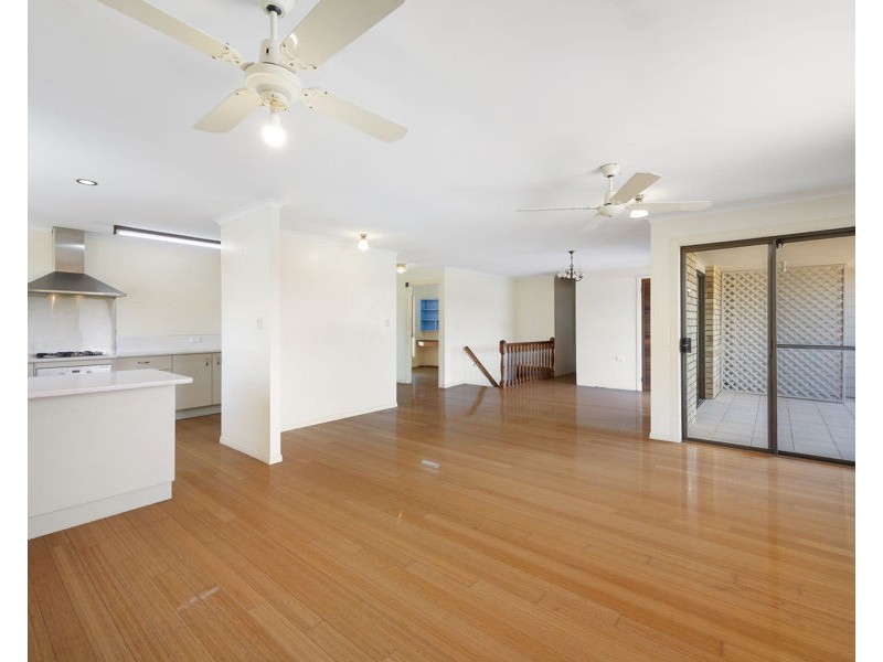 4 Elizabeth Farm Ct, Maroochydore QLD 4558