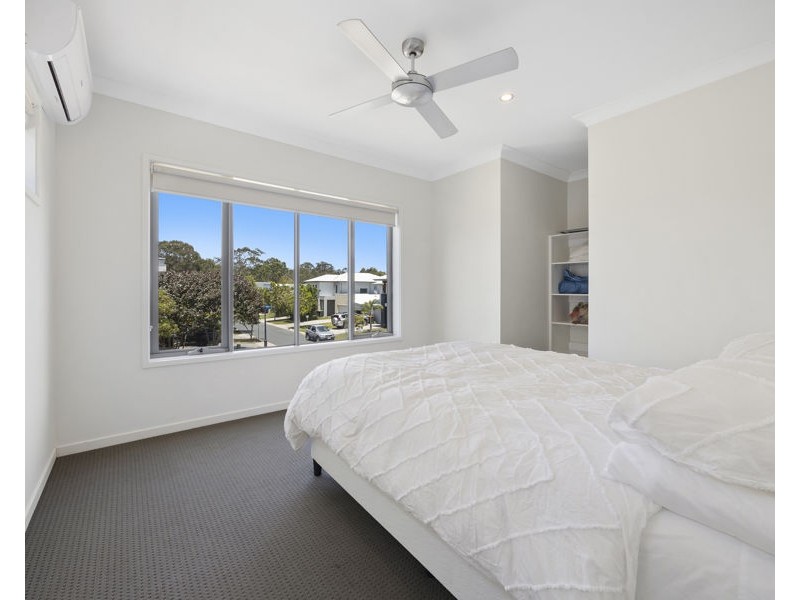 4 Viridian Circuit, Birtinya QLD 4575