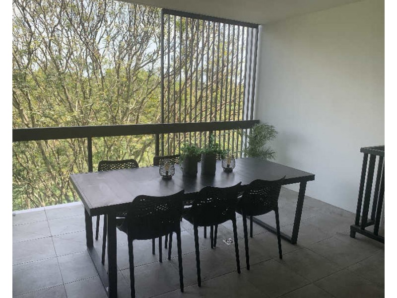 204/10 Curwen, Chermside QLD 4032