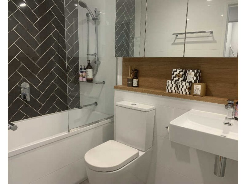 204/10 Curwen, Chermside QLD 4032