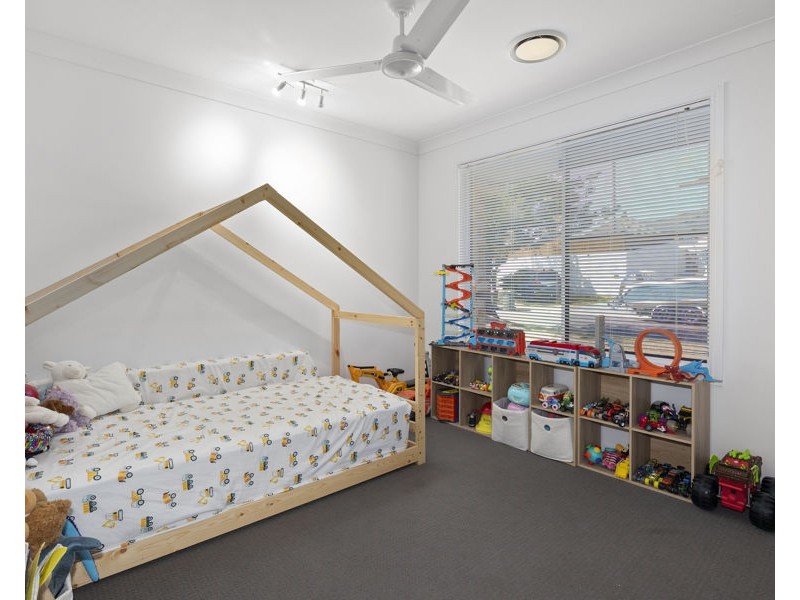 2/22 Fernleigh Cres, Mountain Creek QLD 4557