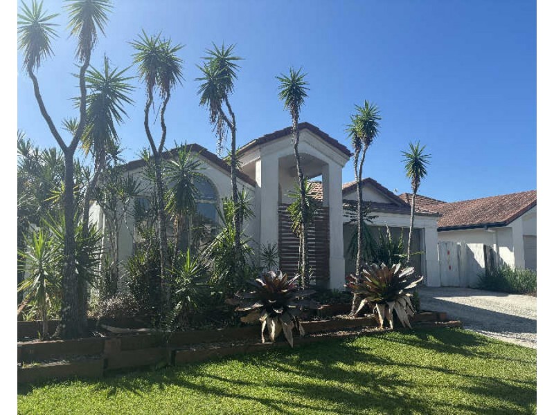 6 Coney Court, Mountain Creek QLD 4557