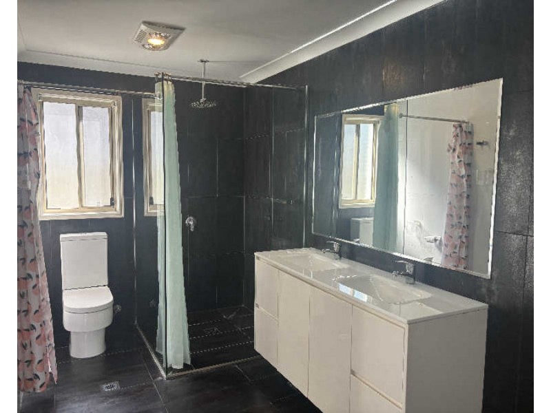 6 Coney Court, Mountain Creek QLD 4557