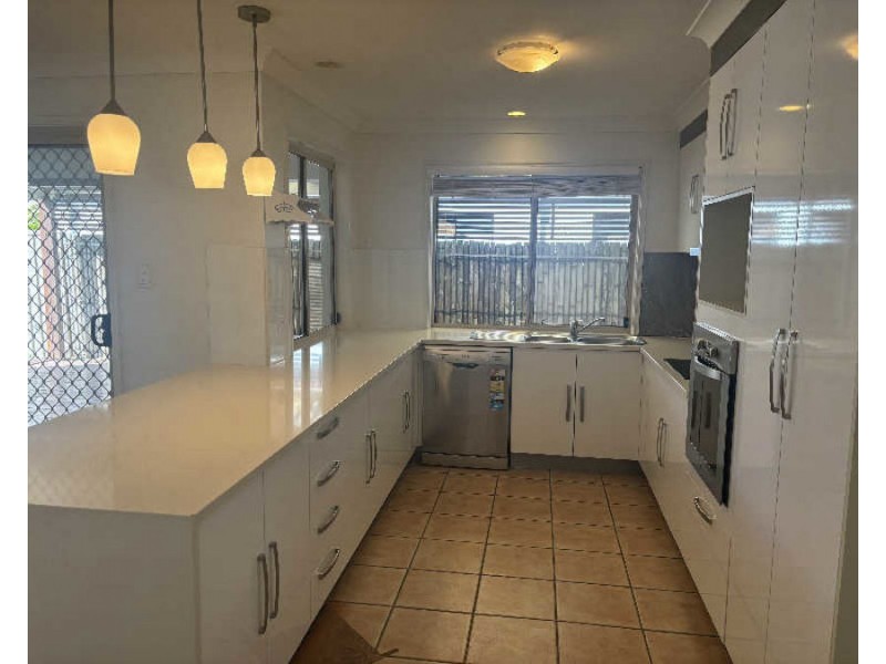 6 Coney Court, Mountain Creek QLD 4557