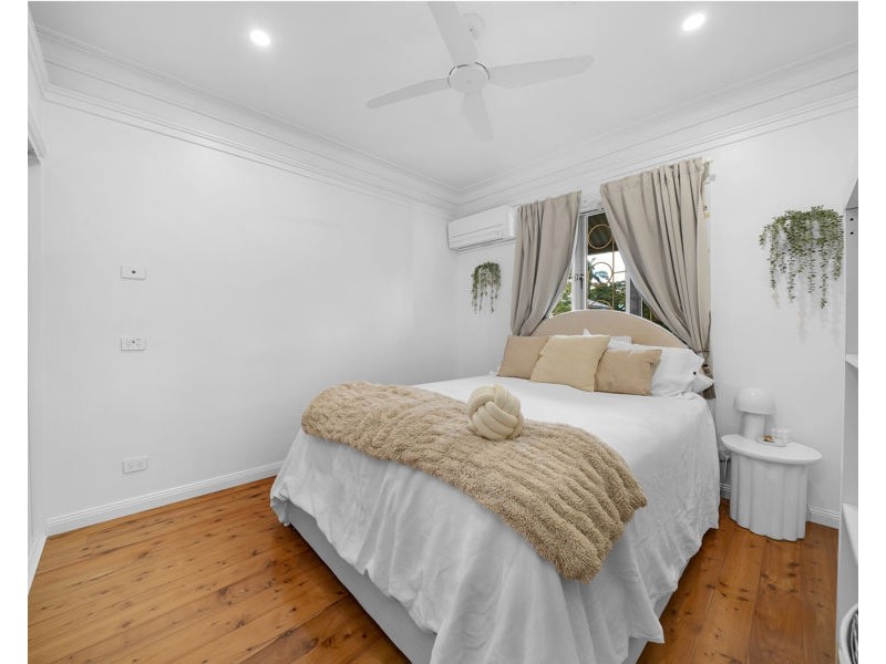 14 Esther Street, Deagon QLD 4017