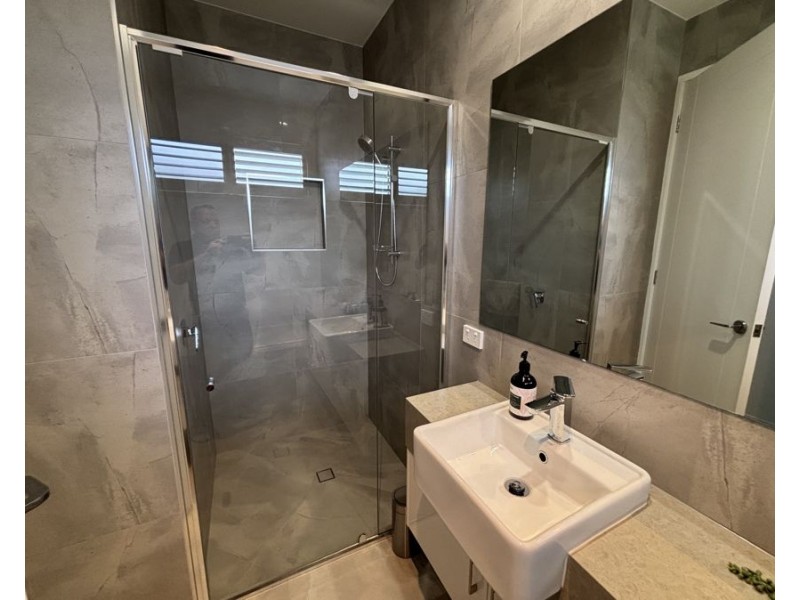 1/5A Sorensen Ave, Buderim QLD 4556