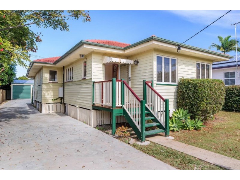 5 Welch St, Clontarf QLD 4019