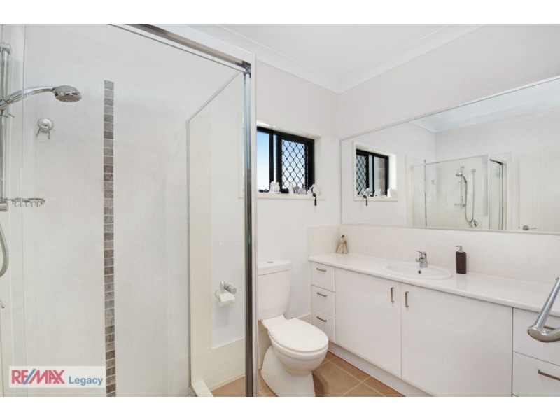 9/12-14 Georgina Street, Woody Point QLD 4019