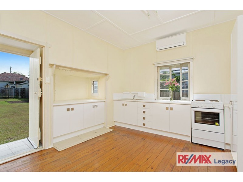 30 Hardiman Street, Woody Point QLD 4019