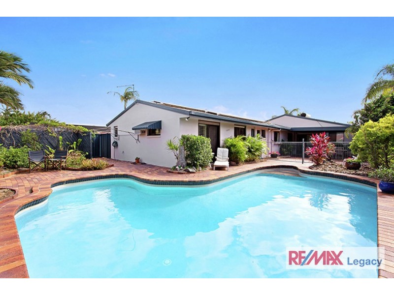 24 DOLPHIN STREET, Newport QLD 4020