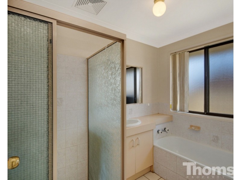 70 Cross Street, Deception Bay QLD 4508