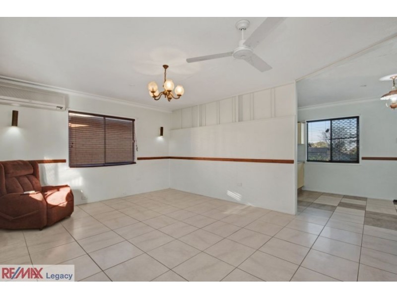 8 BARINGA ST, Clontarf QLD 4019