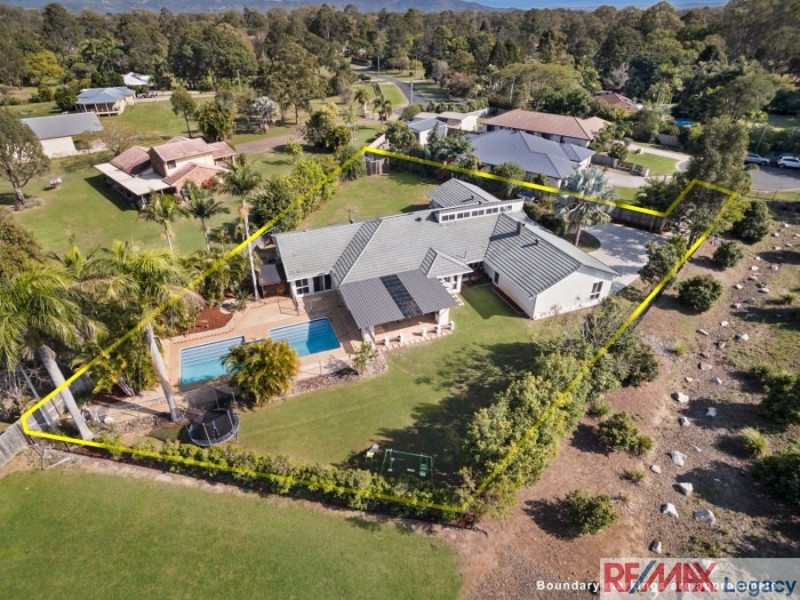 25 DEAR PLACE, Bellmere QLD 4510