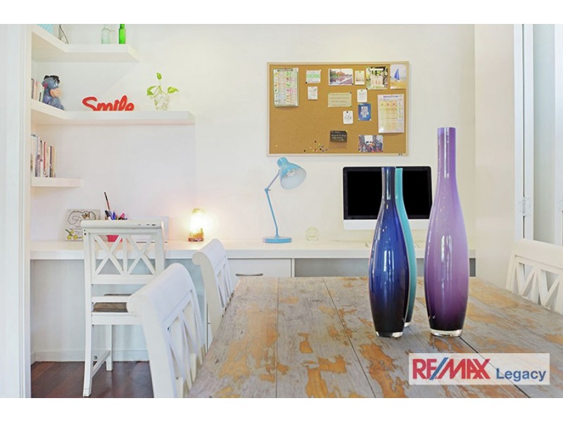 8 Freeman Street, Redcliffe QLD 4020