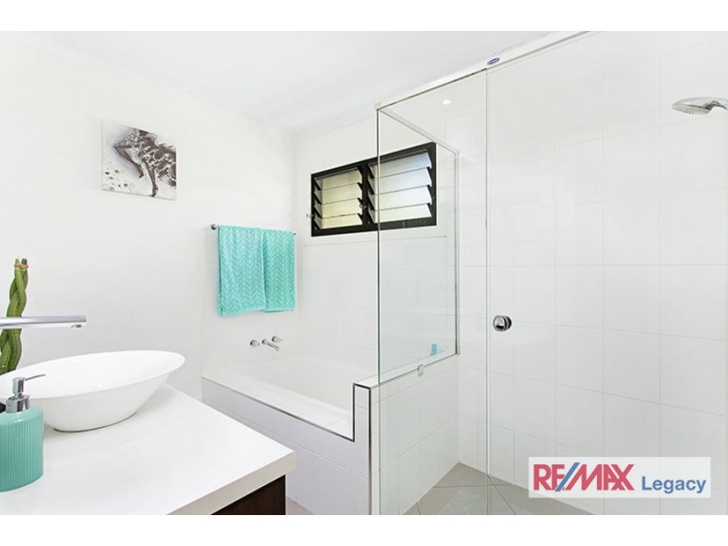 8 Freeman Street, Redcliffe QLD 4020