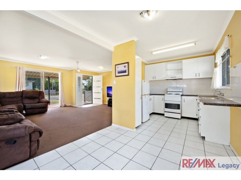 8 Wilson St, Caboolture QLD 4510