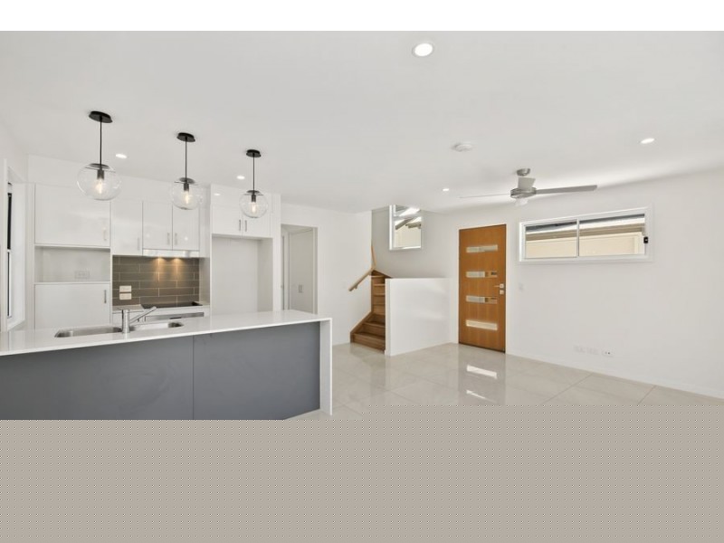 1-3 Twenty Third Ave, Brighton QLD 4017